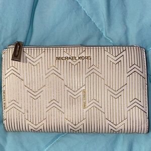 Large Michael Kors wallet